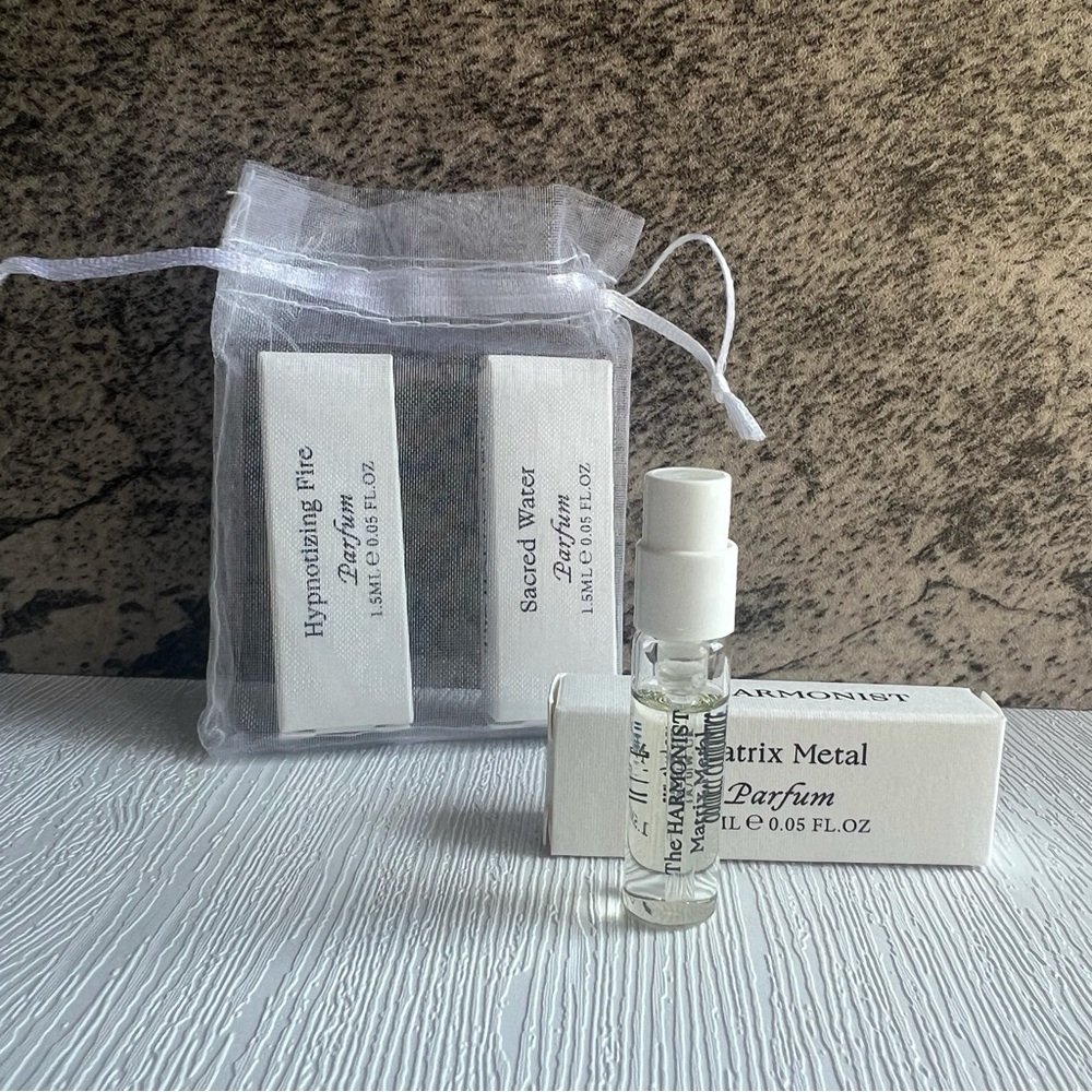 The Harmonist
X3 bundle
•Hypnotizing Fire
•Matrix Metal
•Sacred Water
1.5mL